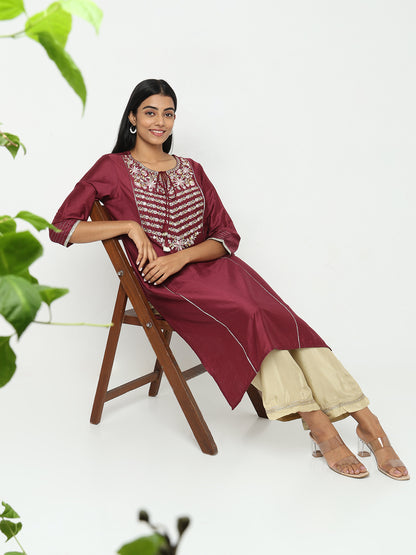 Regular Fit Embellished Kurta