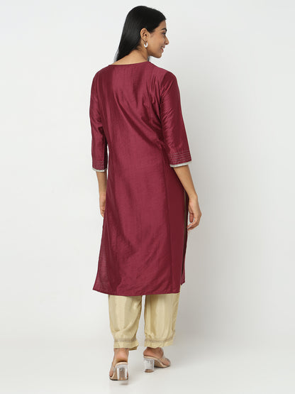Regular Fit Embellished Kurta