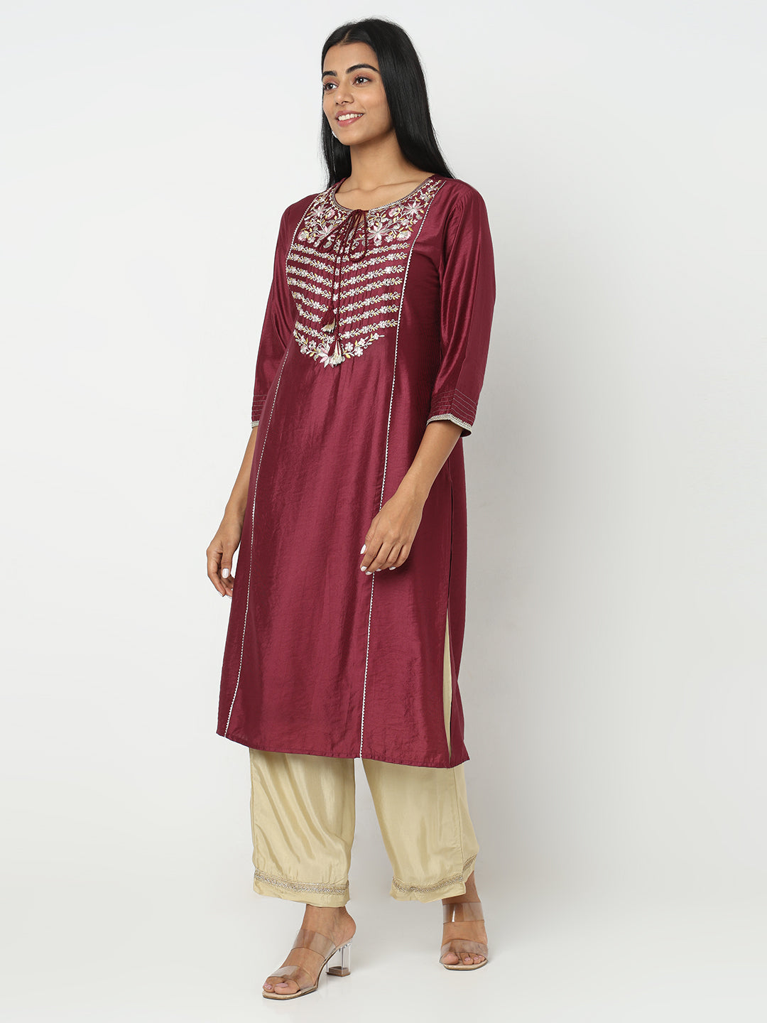 Regular Fit Embellished Kurta
