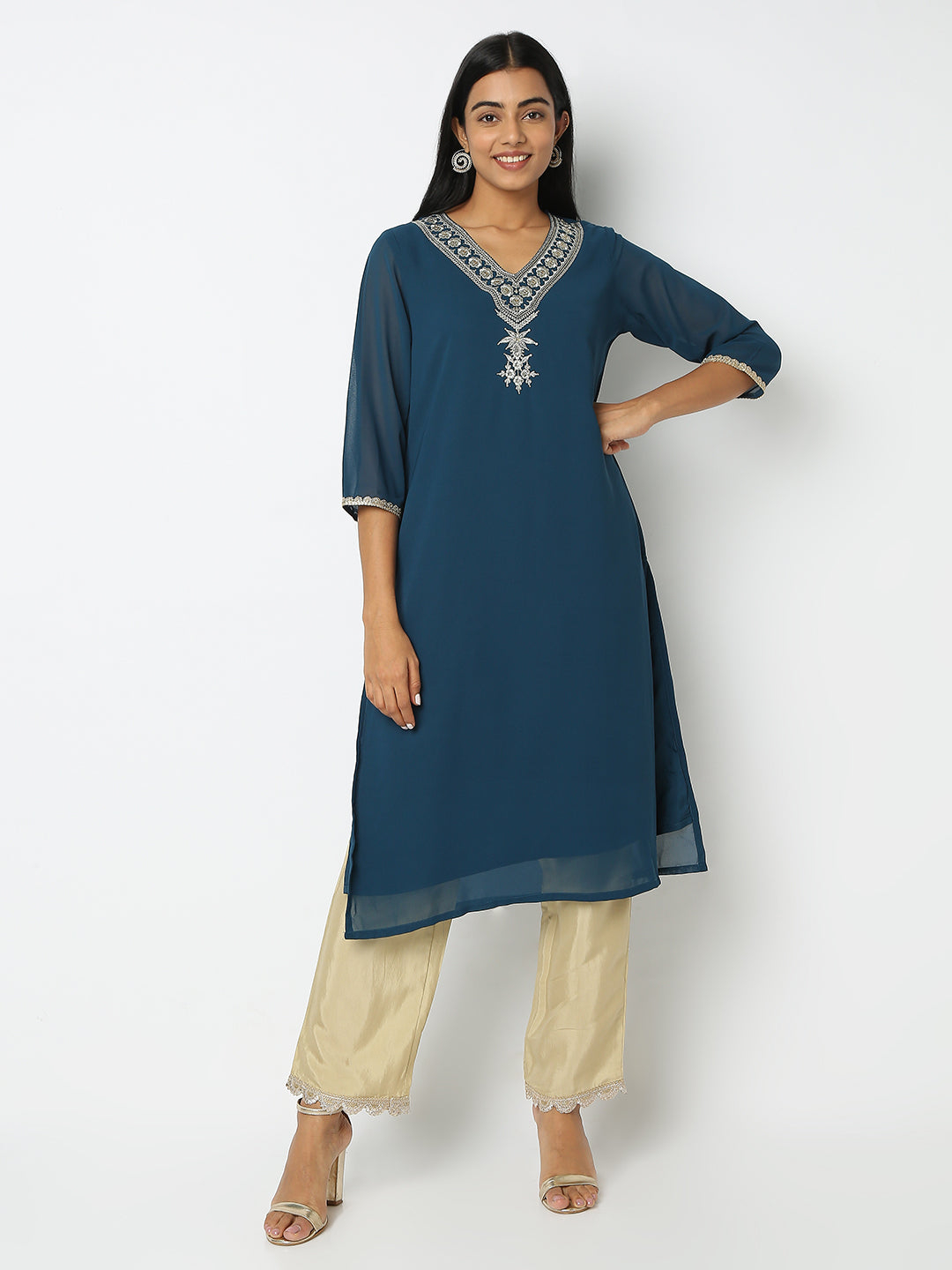 Straight Fit Embroidered Kurta