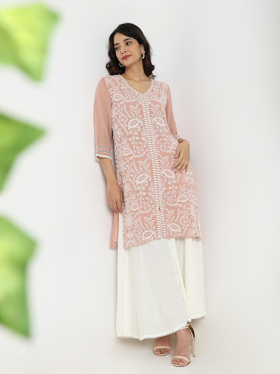 Straight Fit Embroidered Kurta