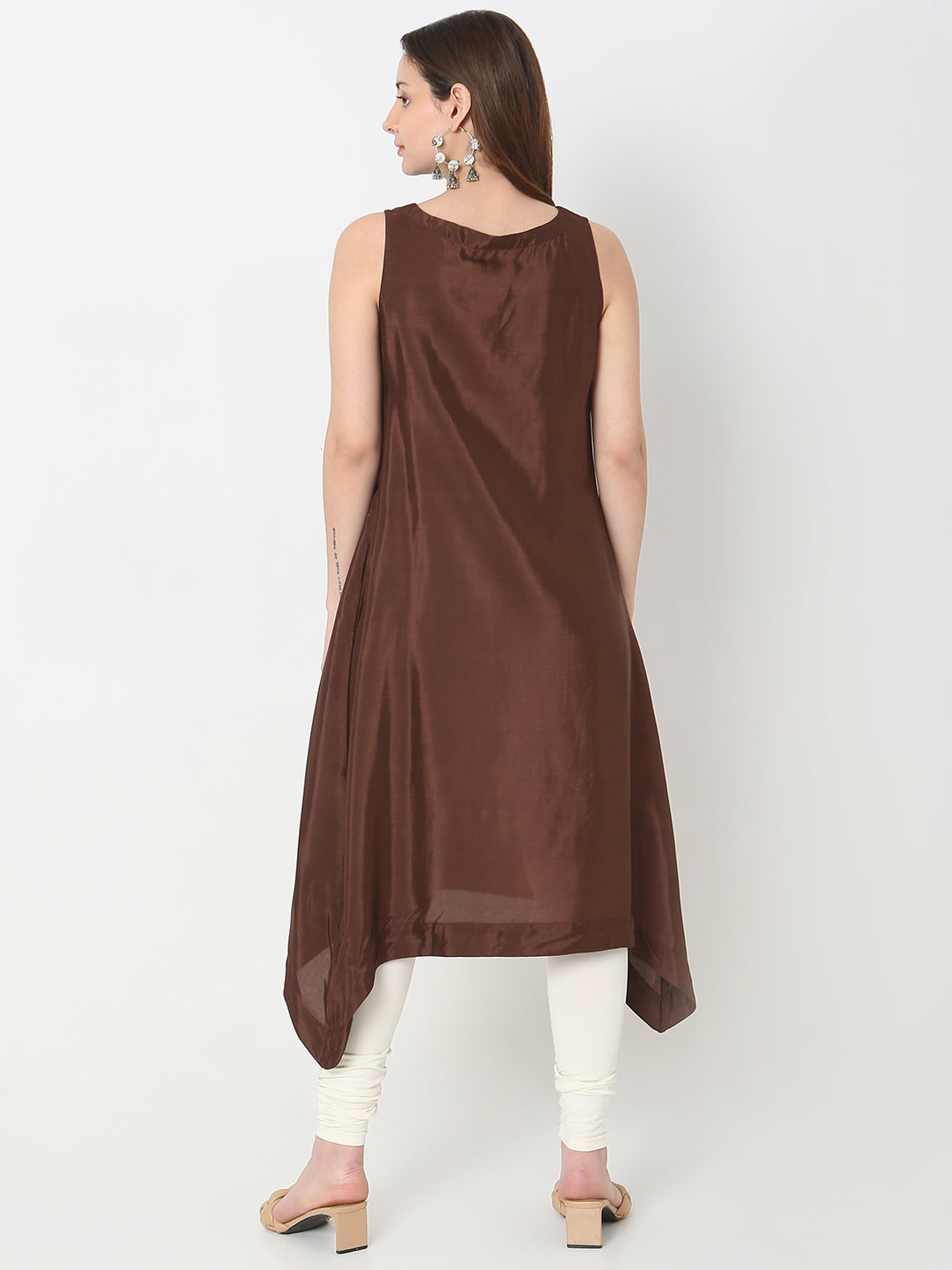 Straight Fit Embellished Kurta