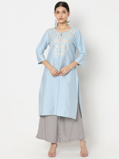 Straight Fit Embroidered Kurta