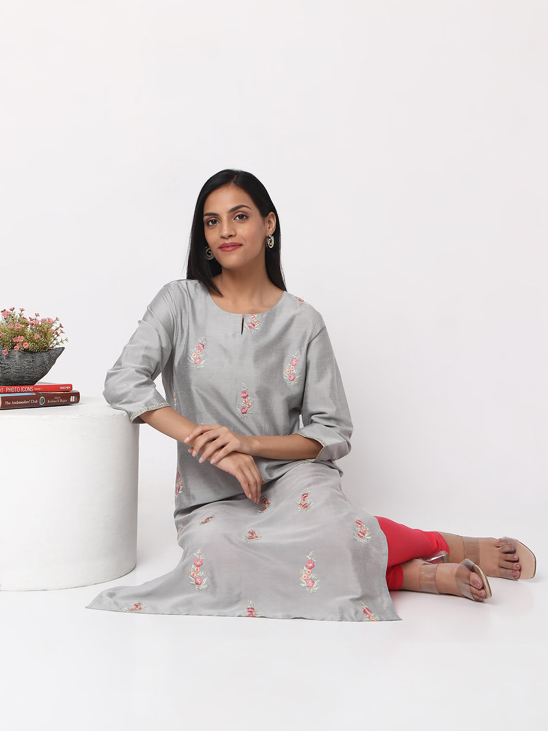 Straight Fit Embroidered Kurta