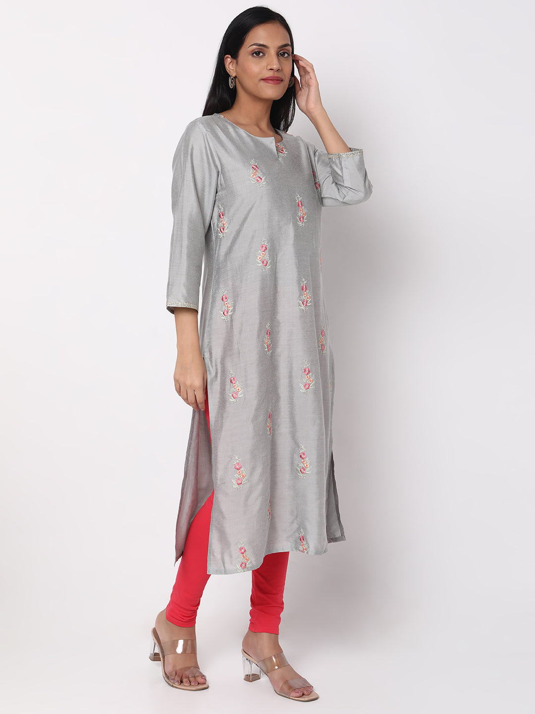 Straight Fit Embroidered Kurta