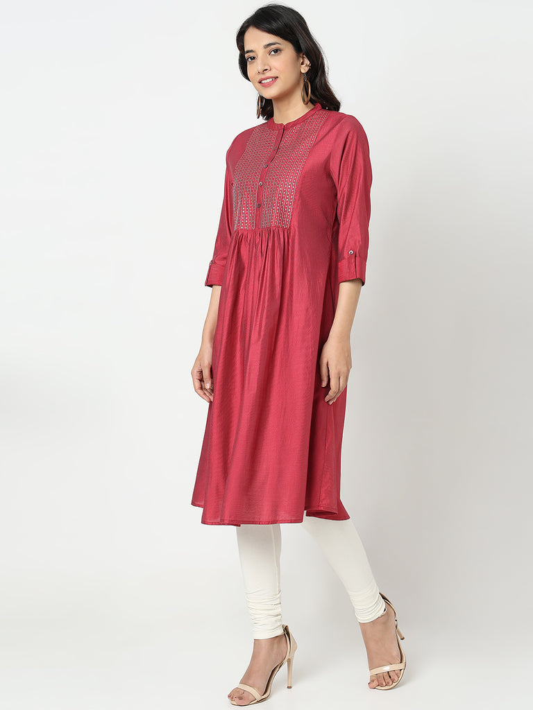 Regular Fit Embellished Kurta