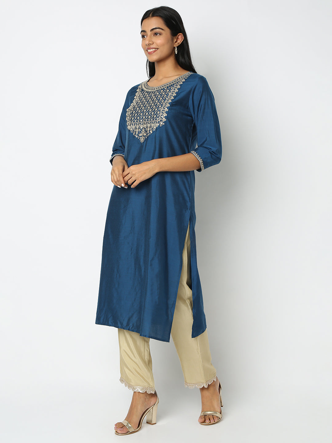 Regular Fit Embellished Kurta