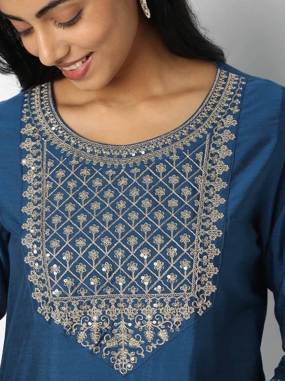 Regular Fit Embellished Kurta