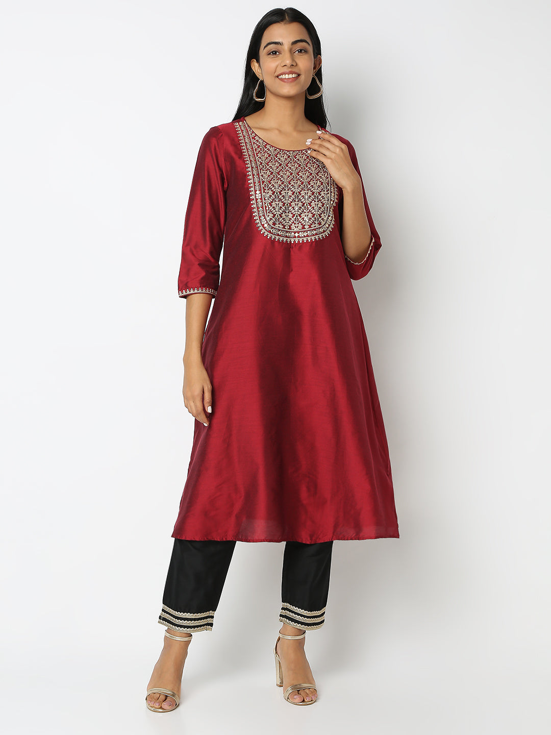 Regular Fit Embellished Kurta