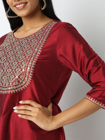 Regular Fit Embellished Kurta